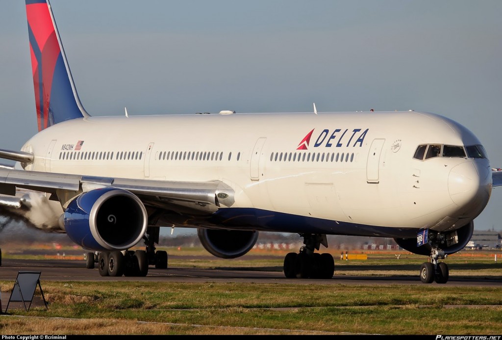 Delta Boeing 767 autopilot