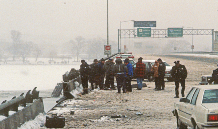 #OnThisDay in 1982, Air Florida Flight 90 crashes into the Potomac ...