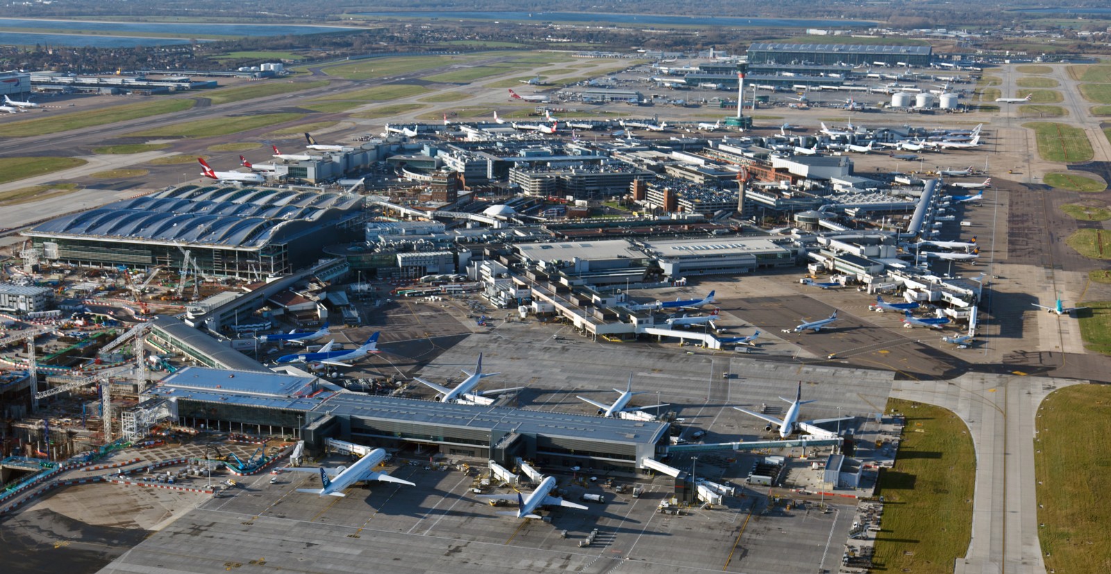 UK year's hottest day has been recorded at London Heathrow Airport