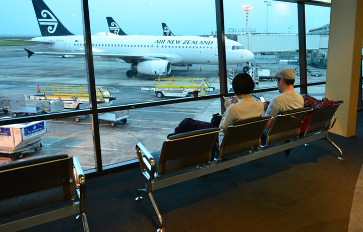 auckland international airport flight arrivals departures