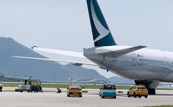 cathay pacific damaged baggage claim