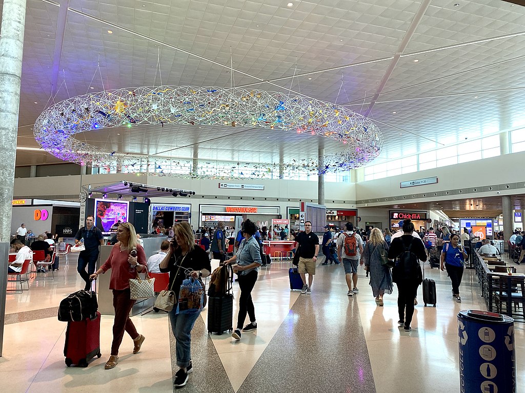 Main Terminal At Dallas Love Field Airport 