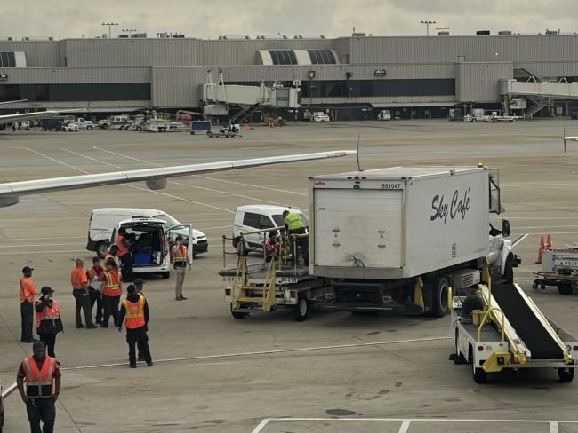 Sky Cafe Truck Collides with Delta Air Lines Airbus A320 at Atlanta Airport