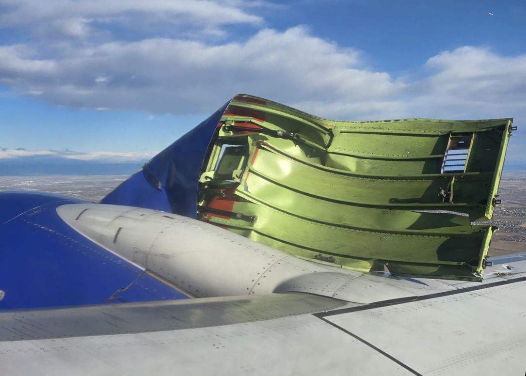 BREAKING Southwest Boeing 737 made an emergency in Denver after engine cowling detached mid-air