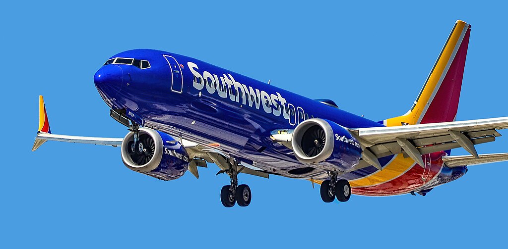 Southwest Boeing 737 MAX came within 400 feet of crashing into the ocean in Hawaii