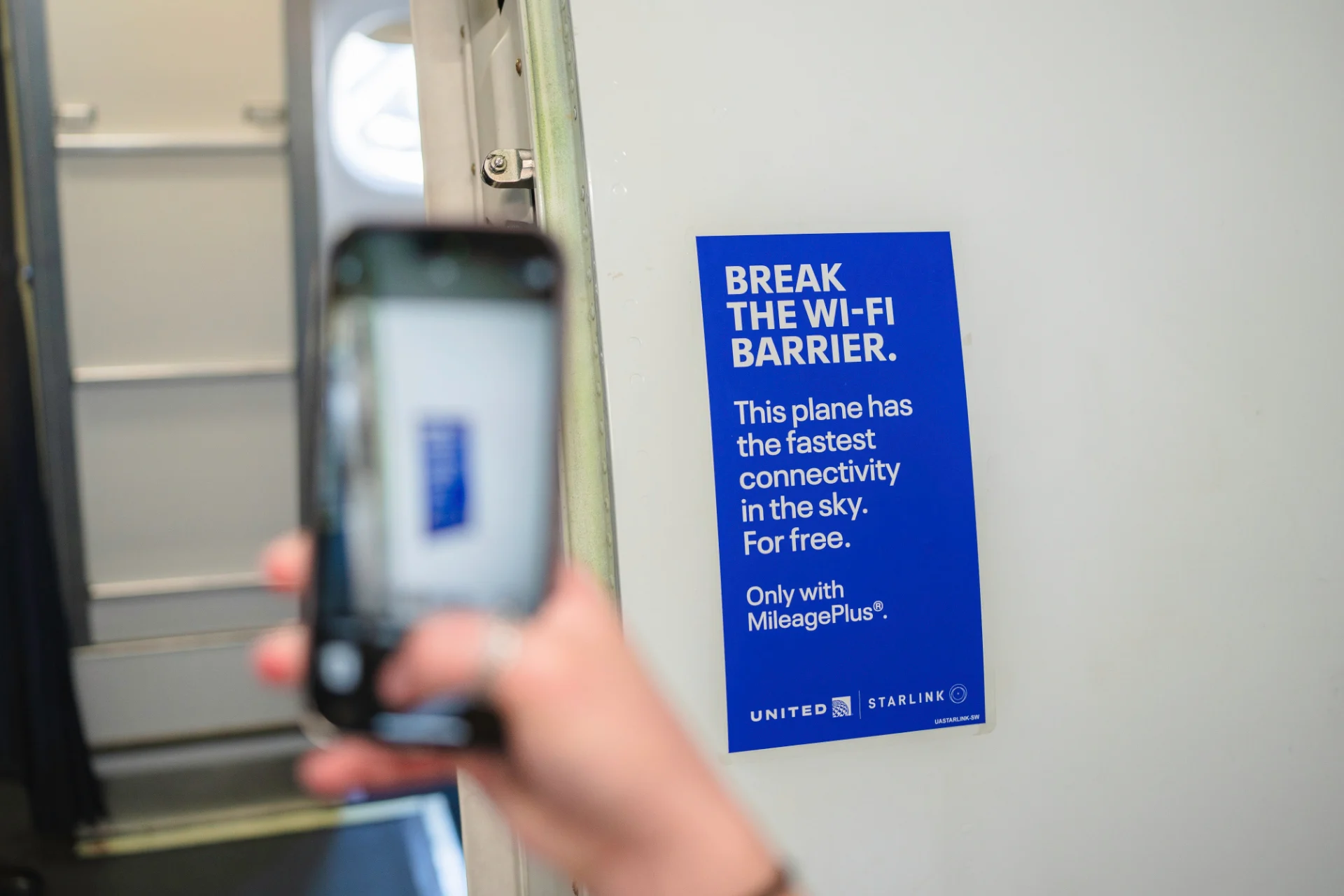 United Airlines suspends SpaceX’s high-speed internet in part of its fleet due to interference with ATC